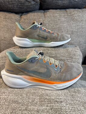 Nike Air Zoom Pegasus 41 Premium Neutral Olive HJ7331-276 Size 10